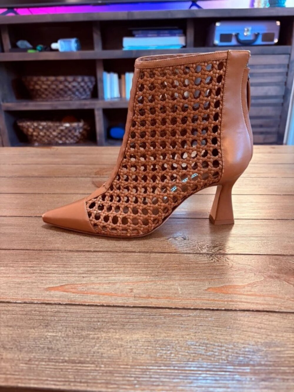 Manolo Blahnik GRIEGO 70 Cognac woven leather ankle booties - Picture 5 of 5